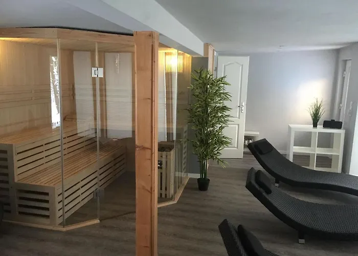 Haus Waldesrauschen Der Rabenstein Дом отдыха Хемниц